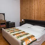 In Sibenik By Sandy Beaches شقة *
