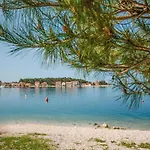 Apartmán In Sibenik By Sandy Beaches