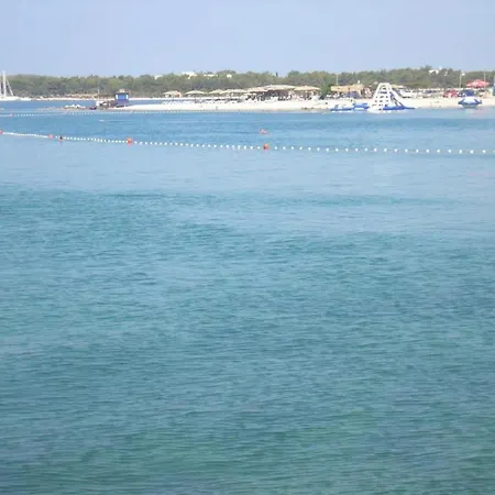 In Sibenik By Sandy Beaches Apartman *