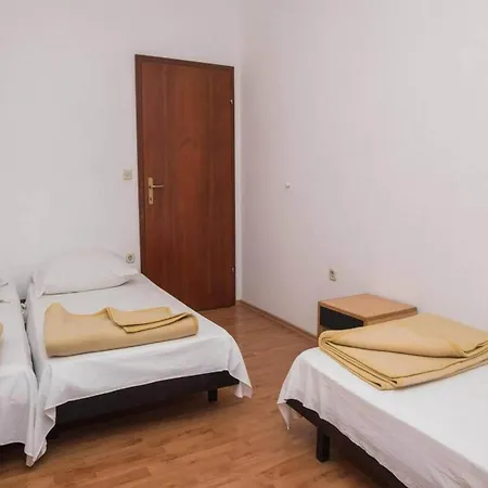 Apartman In Sibenik By Sandy Beaches