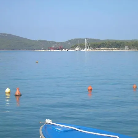 In Sibenik By Sandy Beaches Apartman Brodarica