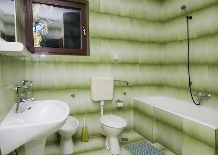 In Ibenik By Sandy Beaches Brodarica (Sibenik-Knin)